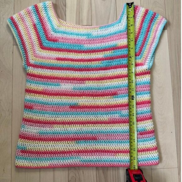 Handmade One-of-a-kind hand-crocheted top - Picture 7 of 7